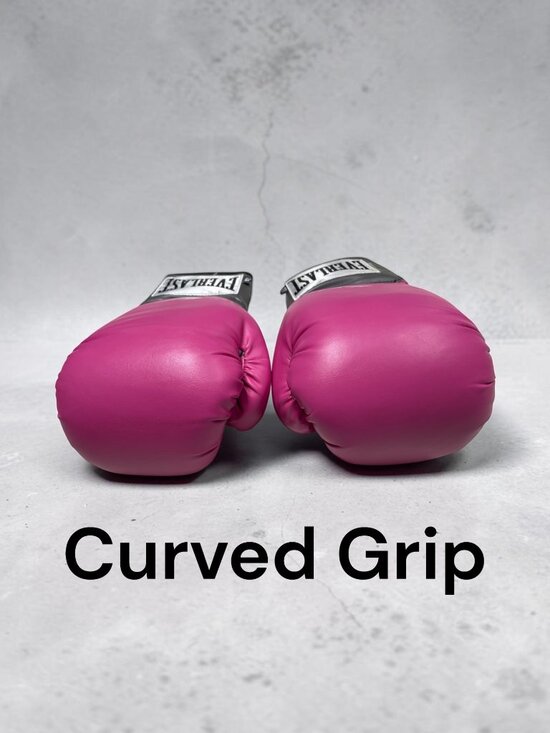 Everlast Accessories - Hot Pink Everlast Boxing Gloves 12 Ounces  Great Condition